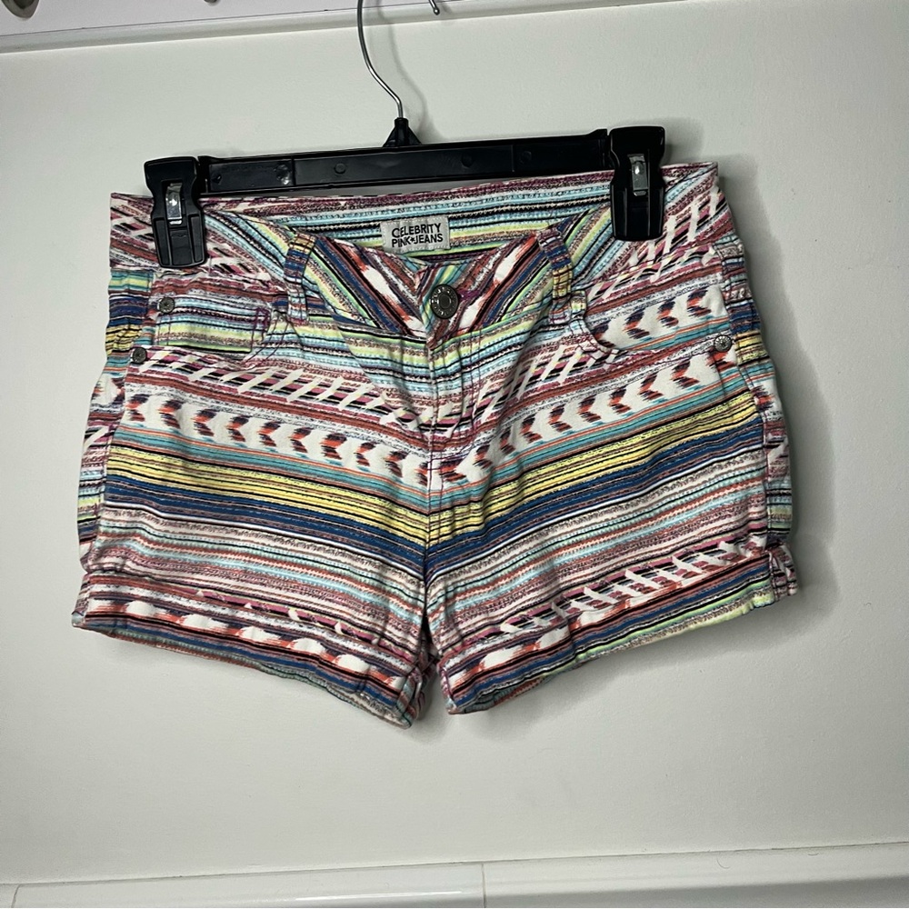 Pattern Shorts - Picture 3 of 6